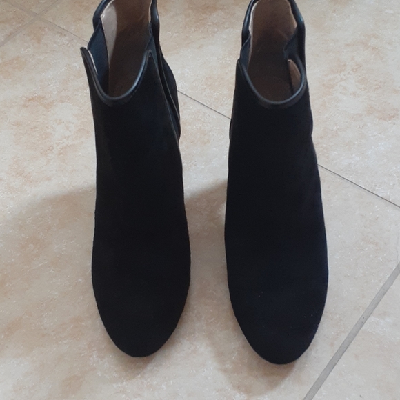 Banana Republic Suede High Heel Bootie - Picture 4 of 7